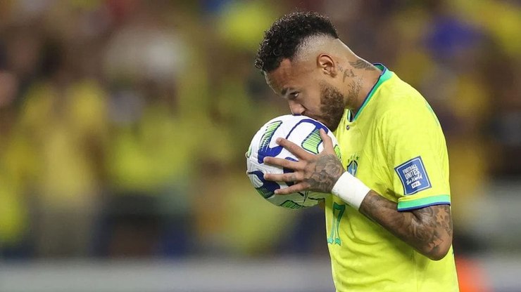 Neymar leva nove relógios para a copa no valor de R$ 35 milhões