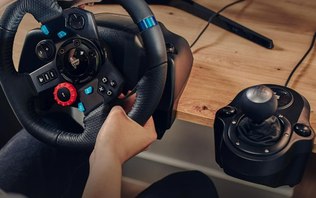 Volante Logitech G29 despenca e bomba em vendas no Mercado Livre