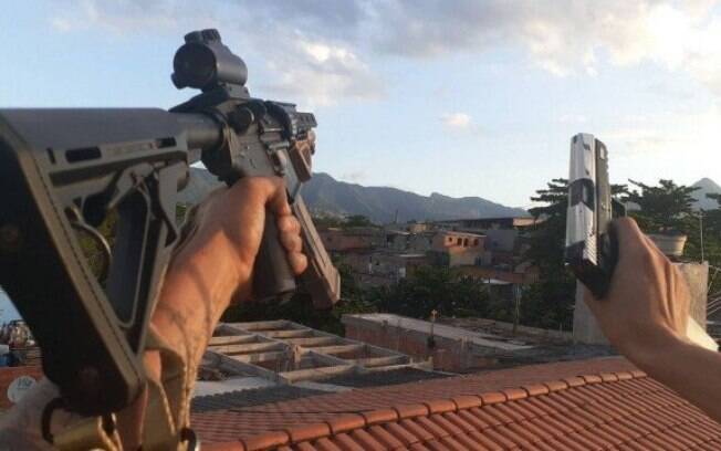 Tráfico da favela Az de Ouro usou redes sociais por dois meses para anunciar ataques