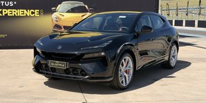 Lotus estreia no Brasil com carros de até 918 cv