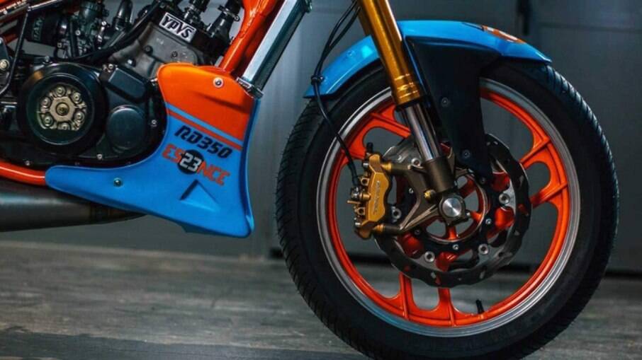 Yamaha RD 350 é uma das motos mais cobiçadas até hoje e conta com algumas siglas interessantes