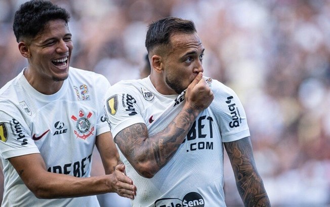 Maycon admite surpresa com início ruim do Corinthians