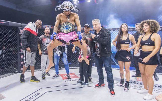 André Mascote vence Ramon Costa e fatura cinturão no SFT Xtreme 8