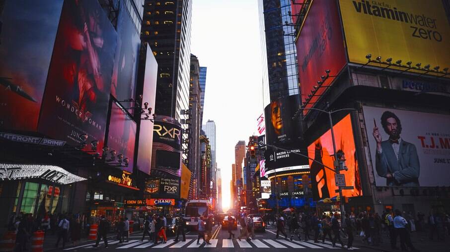 Após a pandemia, famosa festa de Ano Novo voltará a acontecer na Times Square.