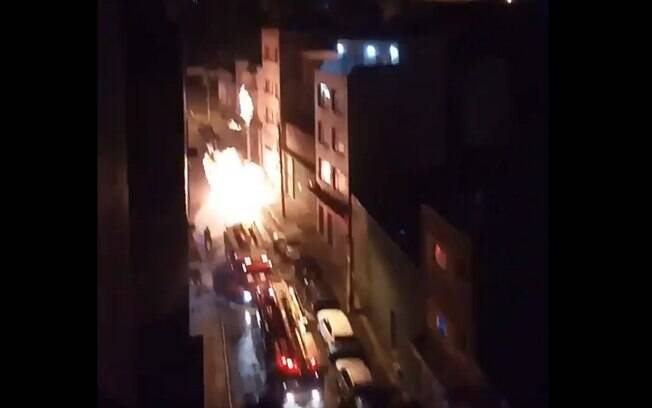 Incêndio gerado pelo vazamento começou por volta das 3h, no 7º andar de um prédio na rua das Carmelitas