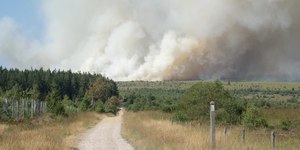 Incêndio na Bélgica já é o maior da história do país