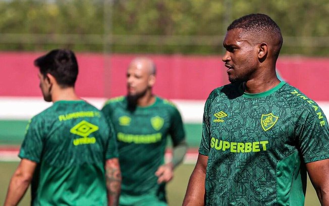 Marlon tem contrato de empréstimo com o fluminense até o fim de junho, mas tem interesse de permanecer Marlon tem contrato de empréstimo com o fluminense até o fim de junho, mas tem interesse de permanecer