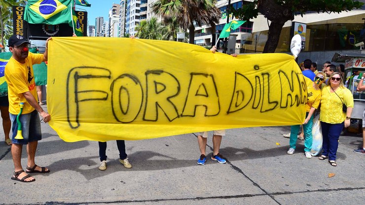 Há dez anos, votação no Senado marcava fim da era Dilma