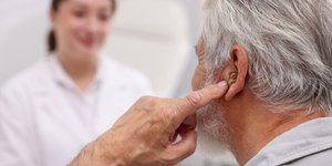 Perda auditiva exige diagnóstico precoce, alerta especialista