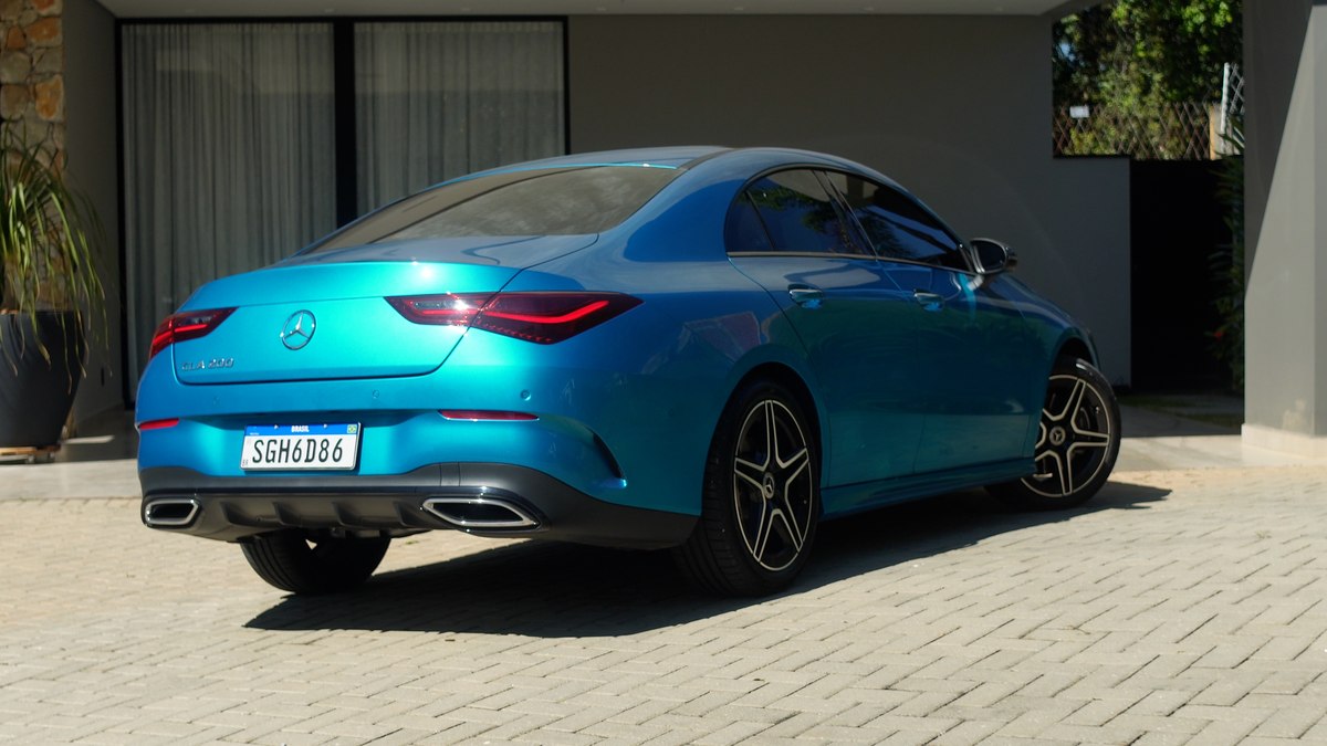 Mercedes-Benz CLA 200 AMG Line Mercedes-Benz CLA 200 AMG Line