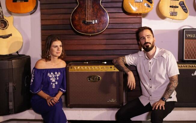 Dedé Teicher e Guilherme Guedes apresentam novo programa do Canal Bis que irá comentar performances musicais