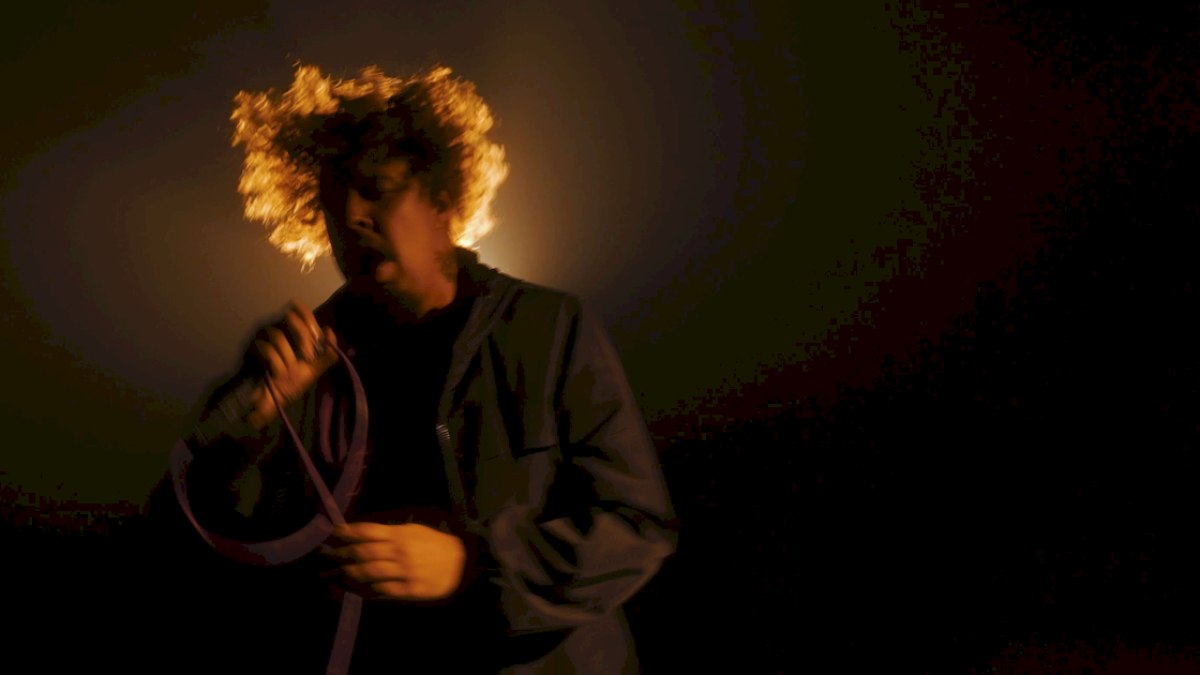 Pense lança clipe inédito de 'Não vou recuar pra ninguém' Pense lança clipe inédito de 'Não vou recuar pra ninguém'