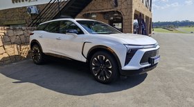 Peugeot lança Boxer 2026 com motor novo e gestão de frotas