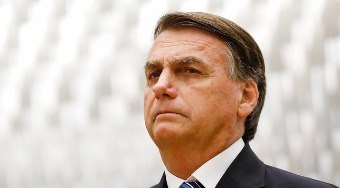 Den%C3%BAncia%20contra%20Bolsonaro%20por%20golpe%20deve%20ir%20para%20Primeira%20Turma%20do%20STF