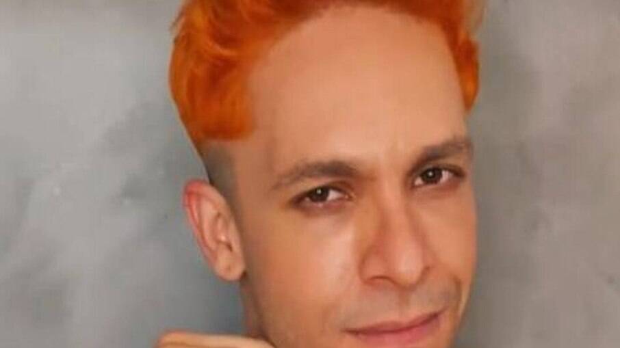 Rainer Cadete surgiu de cabelos laranjas