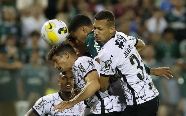 ANÁLISE: Derrota no Dérbi mostra que Corinthians tem muito a evoluir em pouco tempo