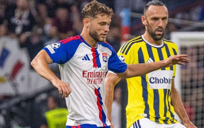 Em jogo equilibrado, Fenerbahçe elimina o Lyon da Champions League