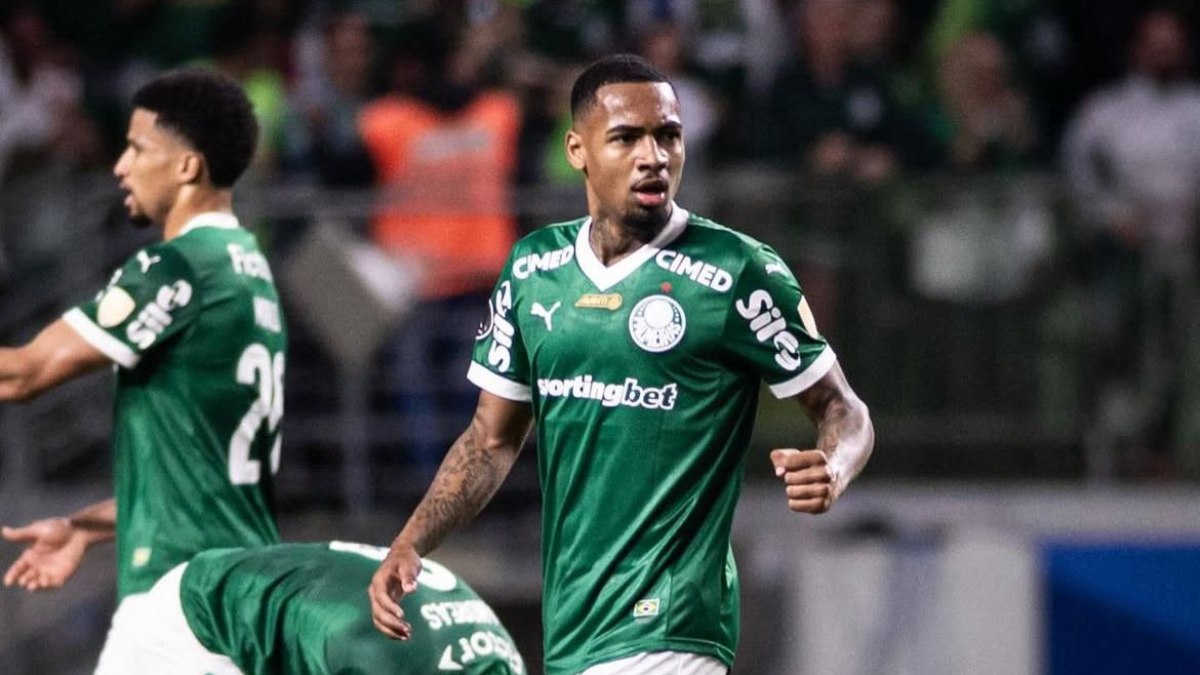 Allan foi o destaque na remontada histórica do Palmeiras Allan foi o destaque na remontada histórica do Palmeiras