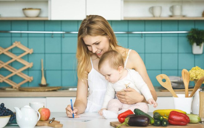 Saiba como se alimentar corretamente após o parto