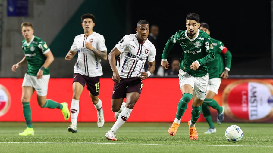 Convocação de Flaco López enfurece torcida do Palmeiras Convocação de Flaco López enfurece torcida do Palmeiras