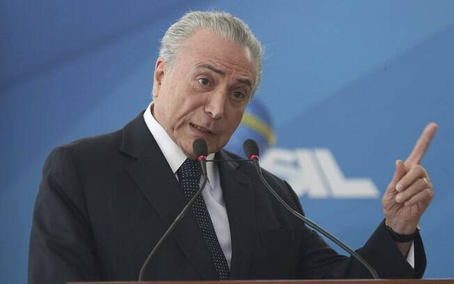 Michel Temer fala sobre acordo de perda de planos econômicos em evento em São Paulo