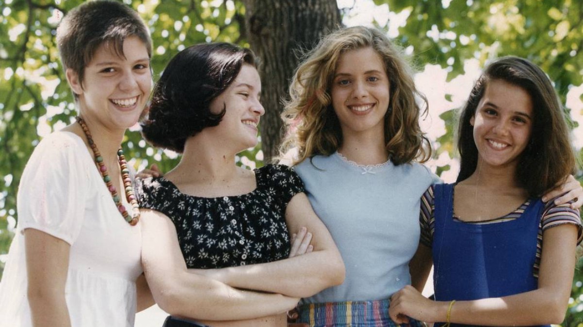 Sucesso nos anos 90, 'Confissões de Adolescente' está de volta à TV 