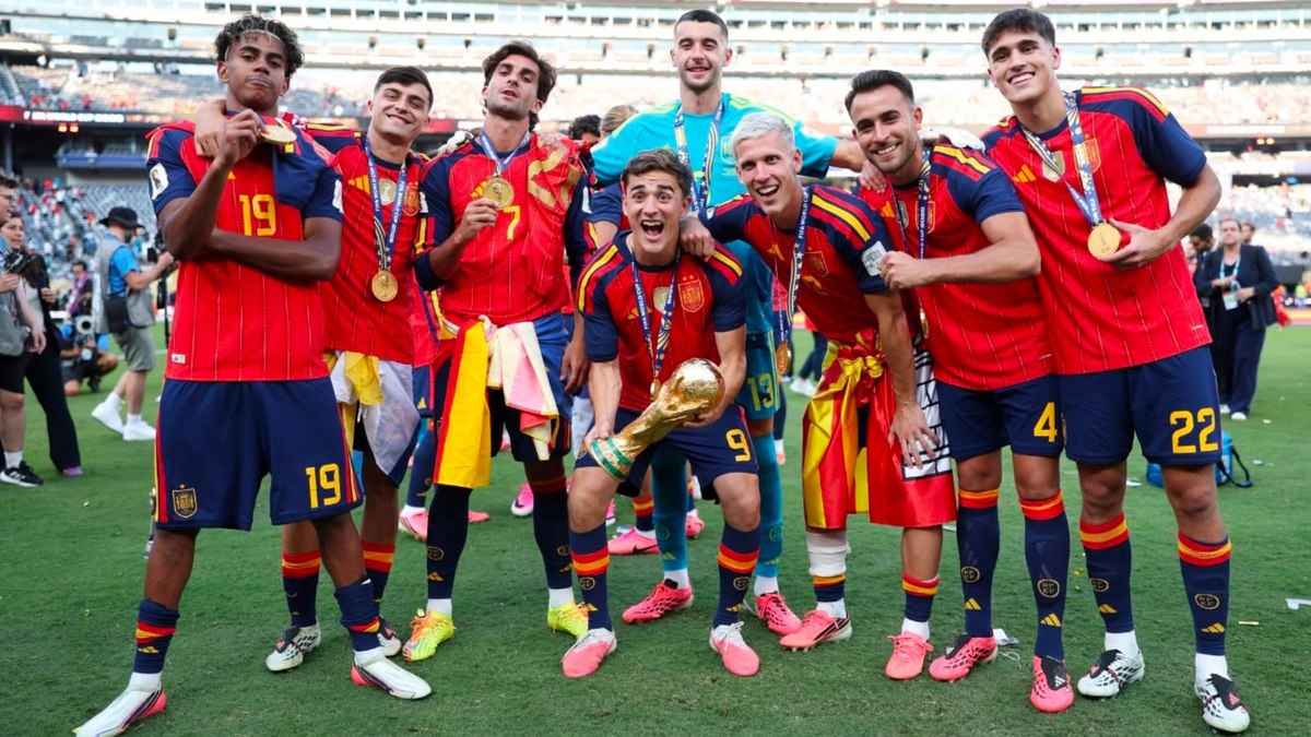 La Liga: 70% dos Campeões Mundiais e o DNA do Tiki-taka Espanhol