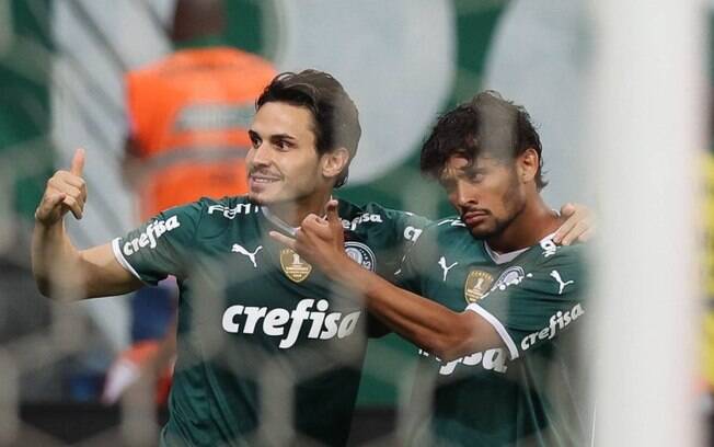 Palmeiras x Bragantino: prováveis escalações, desfalques e onde assistir