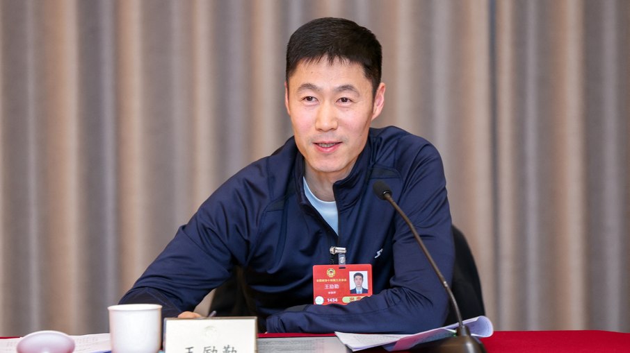 Wang Liqin substitui Liu Guoliang no comando da CTTA Wang Liqin substitui Liu Guoliang no comando da CTTA