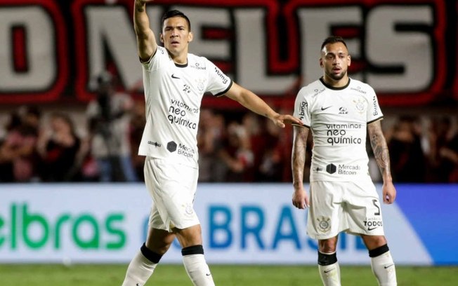ANÁLISE: Apático, Corinthians não pode deixar soberba tomar conta do time em sequência de decisões