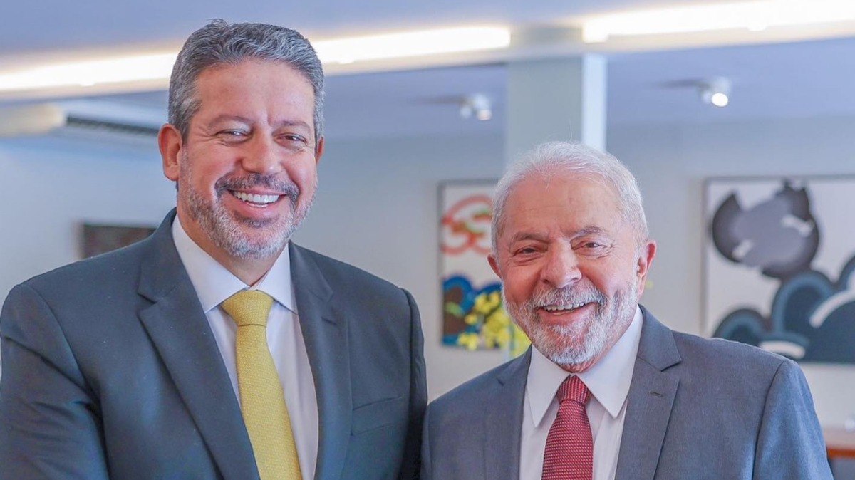 Arthur Lira recebeu Lula em Brasília pouco após a eleição do petista; foto de 2022