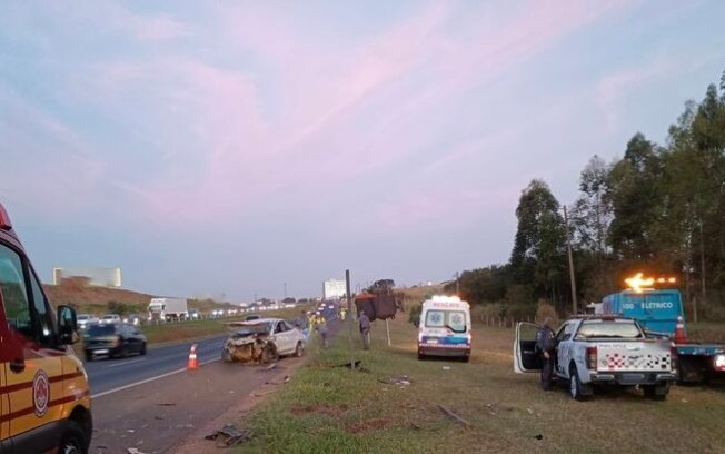 Homem morre após roubar carro de motorista de aplicativo e sofrer acidente na Washington Luís