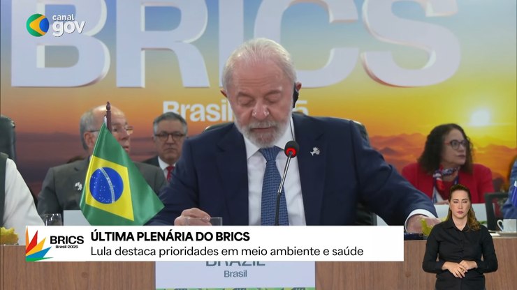 BRICS: Lula faz alerta para mudanças climáticas 