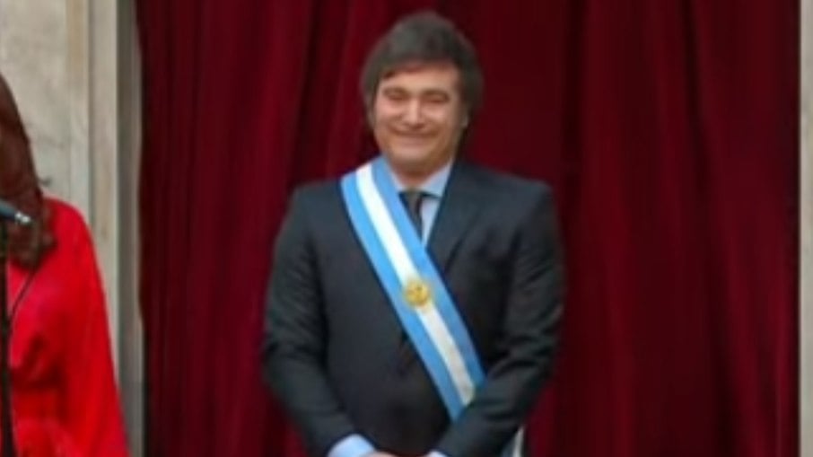Javier Milei é empossado presidente da Argentina