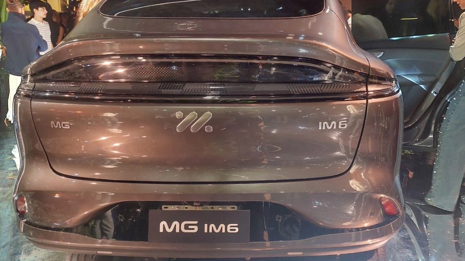 Traseira do MG IM6 