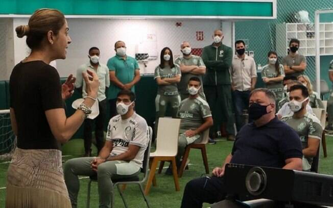 Entenda por que o Palmeiras não 'gasta' com centroavante apesar do superávit de 2021