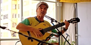 Manu Chao faz uma séries de shows pelo Brasil