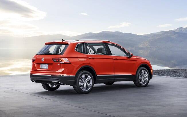 Volkswagen Tiguan Allspace segue a nova identidade visual da marca alemã no mundo