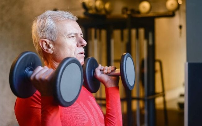 Aumentar número de séries no treino acelera ganho de massa muscular