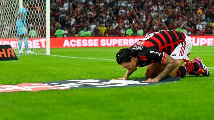 Pedro abriu o placar para o Flamengo no Maracanã