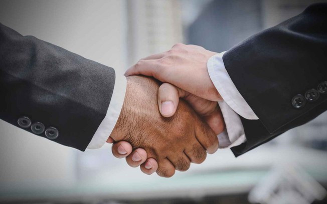 Empresas brasileiras investem pouco e sem transparência em ações de segurança alimentar Empresas brasileiras investem pouco e sem transparência em ações de segurança alimentar