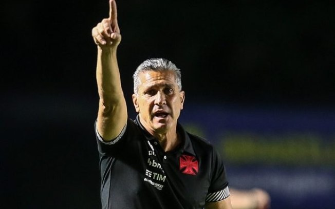 Jorginho foi auxiliar técnico de Dunga na Seleção Brasileira durante a Copa do Mundo de 2010
