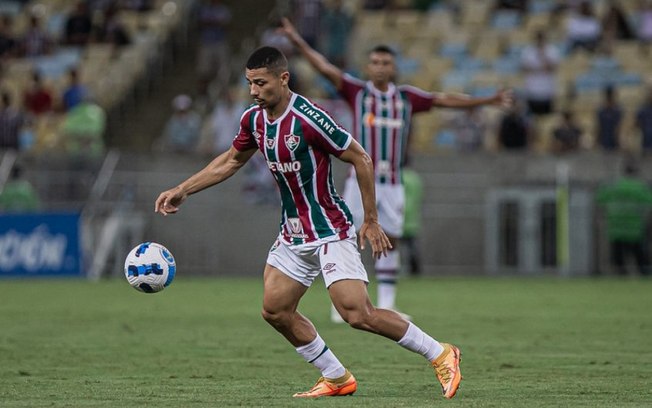 André acerta renovação de contrato com o Fluminense até o fim de 2025