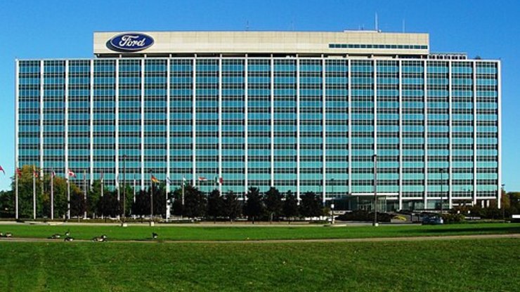 Polícia investiga roubo milionário de peças em fábricas da Ford