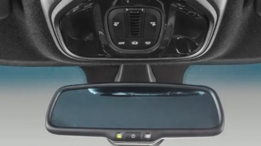 Os retrovisores antiofuscantes servem para diminuir a luminosidade para a visão do motorista