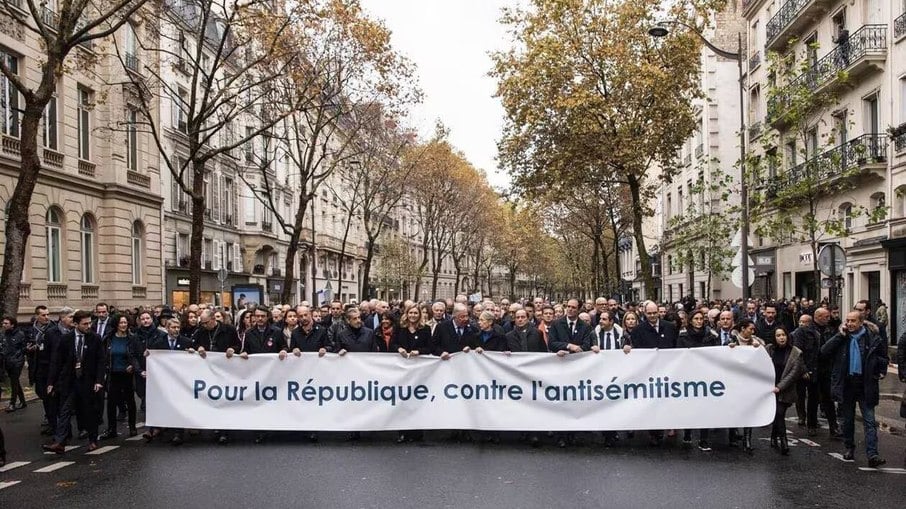Marcha contra antissemitismo na França