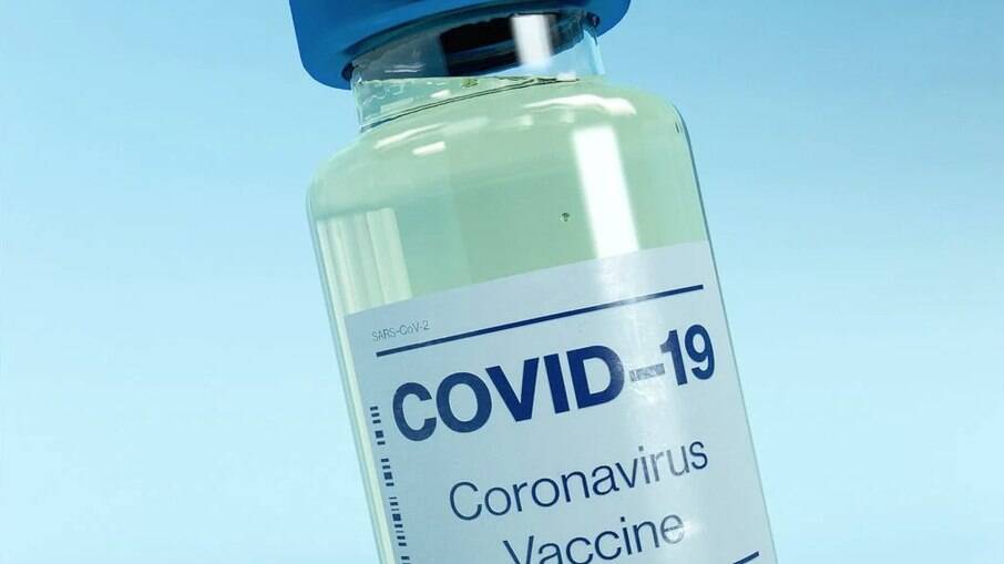 A Anvisa autorizou o uso emergencial de apenas duas vacinas contra a Covid-19 no Brasil: a CoronaVac e a de Oxford