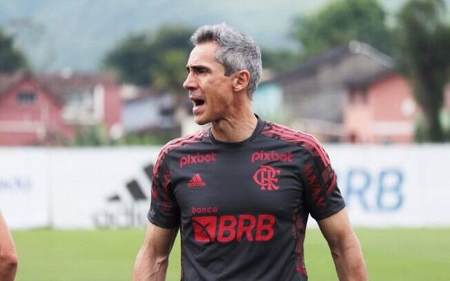 Paulo Sousa revela primeira meta no Flamengo, fala sobre lado romântico e avisa: 'Vamos ser muito felizes'