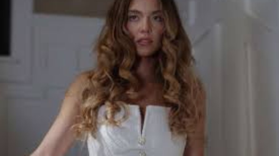 A Empregada A Empregada