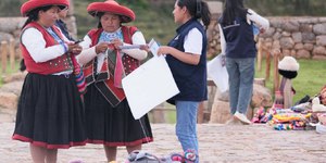 Peru tem eleição recorde com 35 candidatos e chance de 2º turno